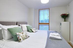 Vizion by ShortstayMK