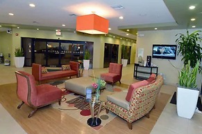 Holiday Inn Fort Myers - Downtown Area by IHG