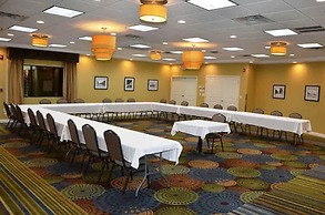 Holiday Inn Fort Myers - Downtown Area by IHG