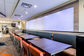 Fairfield Inn & Suites by Marriott St. Joseph Stevensville