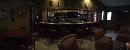 Woodlake Lodge Golf and Country Club