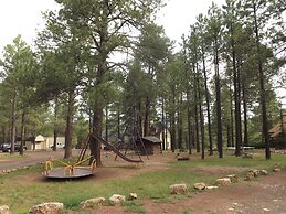 Arizona Mountain Inn and Cabins