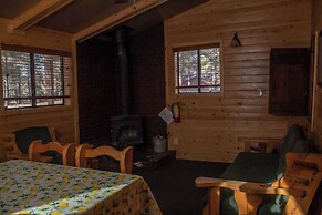 Arizona Mountain Inn and Cabins