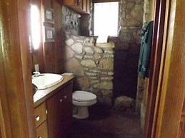 Arizona Mountain Inn and Cabins