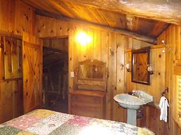 Arizona Mountain Inn and Cabins