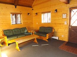 Arizona Mountain Inn and Cabins