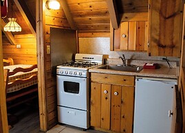 Arizona Mountain Inn and Cabins