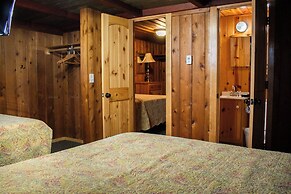 Arizona Mountain Inn and Cabins