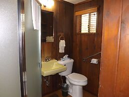 Arizona Mountain Inn and Cabins