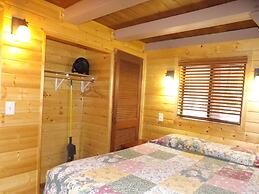 Arizona Mountain Inn and Cabins