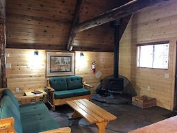Arizona Mountain Inn and Cabins