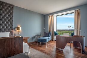 Hilton Saint Petersburg Expoforum