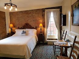 Iron Horse Hotel