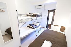 Oak Hotel Edo - Hostel