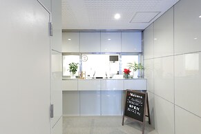 Oak Hotel Edo - Hostel