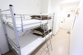 Oak Hotel Edo - Hostel