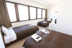 Oak Hotel Edo - Hostel