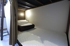 Oak Hotel Edo - Hostel