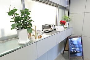 Oak Hotel Edo - Hostel