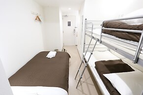 Oak Hotel Edo - Hostel