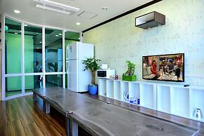 Seom Guesthouse - Hostel