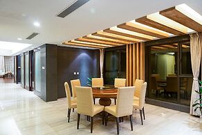 Phoenix Hotspring Resort