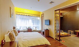 Phoenix Hotspring Resort