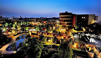 Phoenix Hotspring Resort