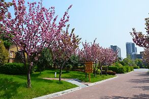 Phoenix Hotspring Resort