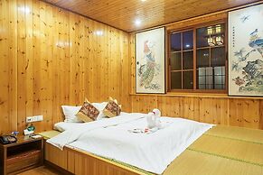 Phoenix Hotspring Resort