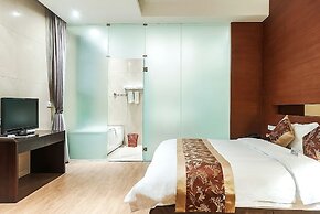 Phoenix Hotspring Resort