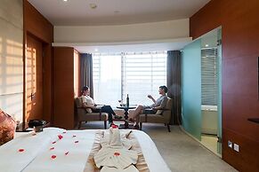 Phoenix Hotspring Resort