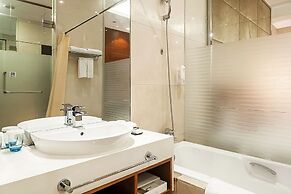 Phoenix Hotspring Resort