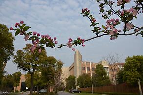 Phoenix Hotspring Resort
