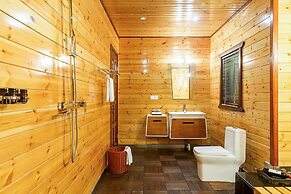 Phoenix Hotspring Resort