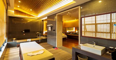 Phoenix Hotspring Resort