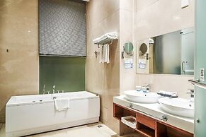 Phoenix Hotspring Resort