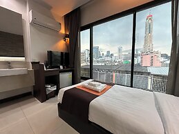 Collection O The Bangkok Airport Link Suite