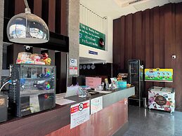 Collection O The Bangkok Airport Link Suite