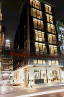 Collection O The Bangkok Airport Link Suite