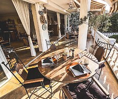 Conny's Boutique Hotel - Adults Only