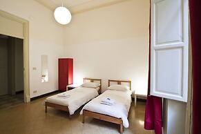 Mamamia Hostel and Guesthouse