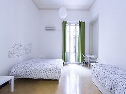 Mamamia Hostel and Guesthouse