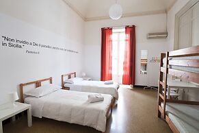 Mamamia Hostel and Guesthouse