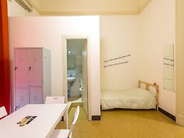 Mamamia Hostel and Guesthouse