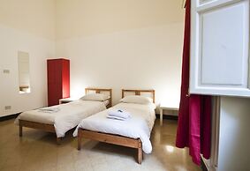 Mamamia Hostel and Guesthouse