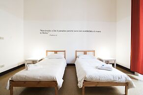 Mamamia Hostel and Guesthouse