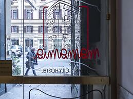 Mamamia Hostel and Guesthouse