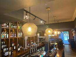 Harper's Steakhouse with Rooms, Haslemere