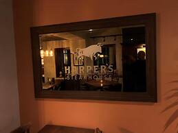 Harper's Steakhouse with Rooms, Haslemere